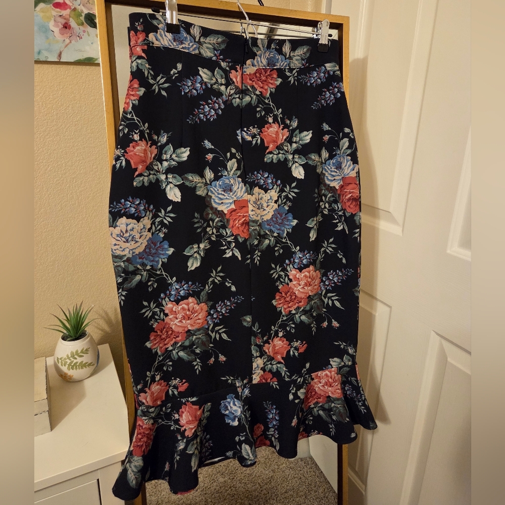 EUC Vixen By Micheline Pitt Flutter Pencil Skirt In Vintage Floral Print Size L - Picture 2 of 4